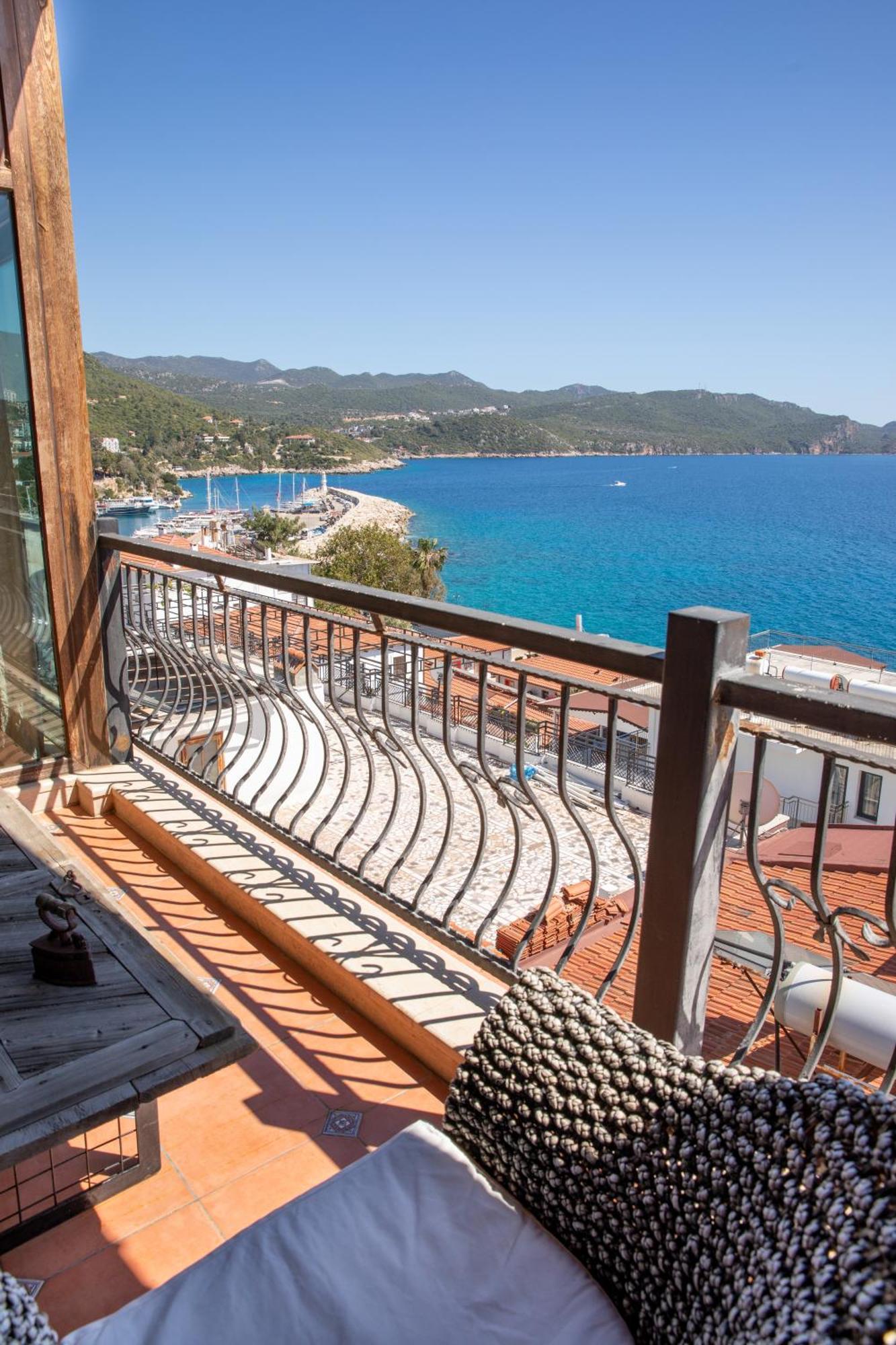 3Odakas Penthouse Luaran gambar